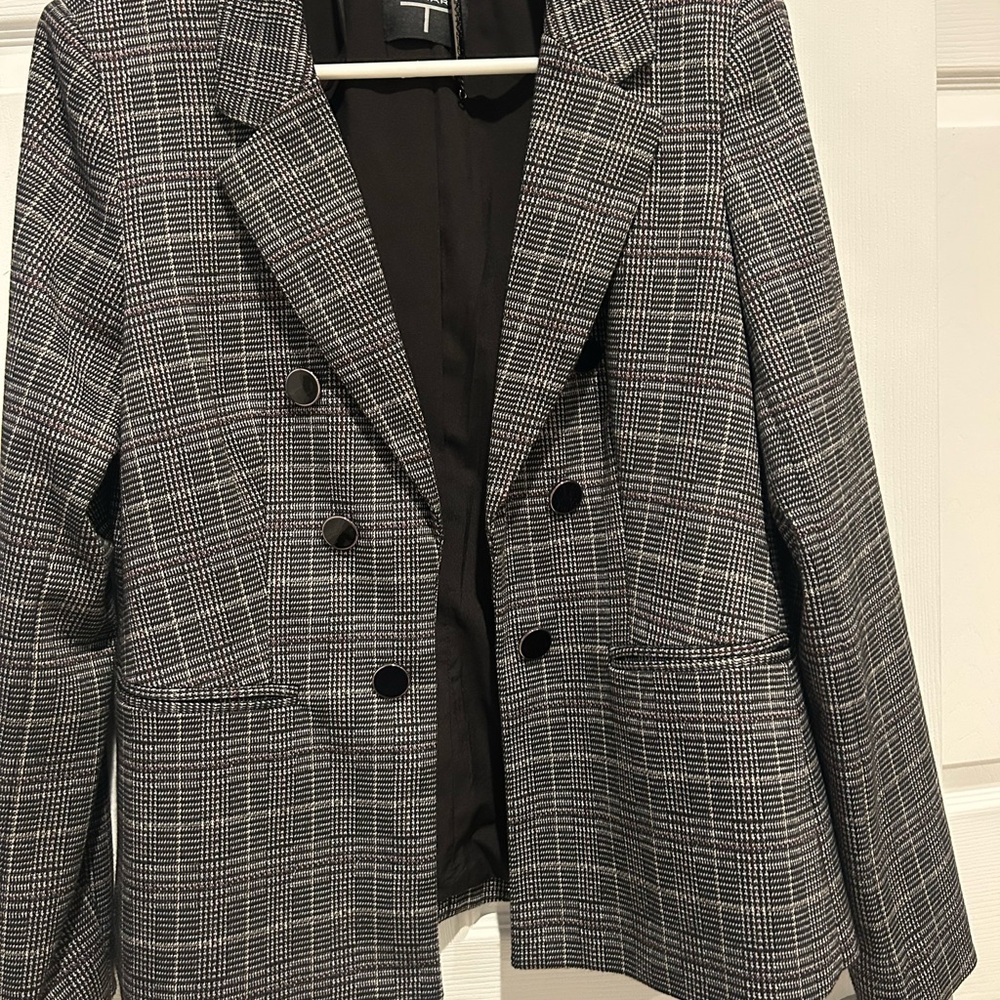 Tahari Black and White Checkered Blazer